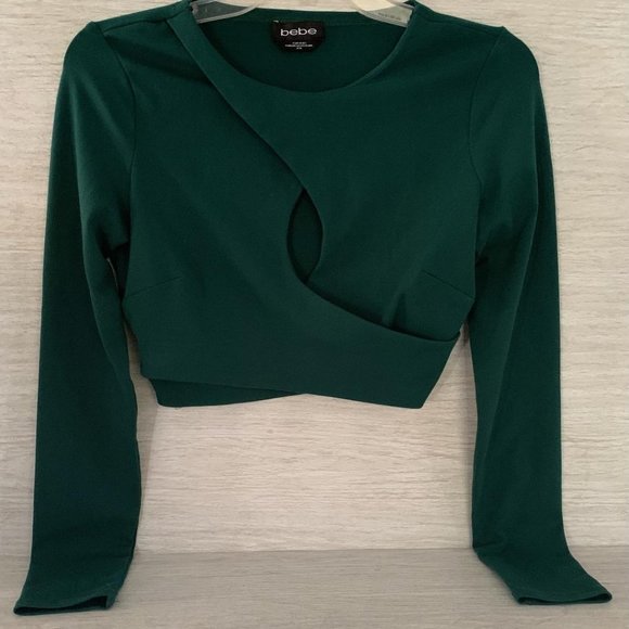 bebe Tops - NEW bebe long sleeved keyhole crop top